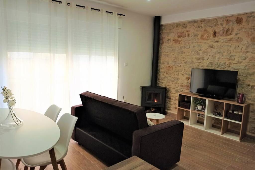 Apartamentos Xert Escapadas En Castellon Cerca De Morella Y Peniscola Chert Sant Mateu Extérieur photo